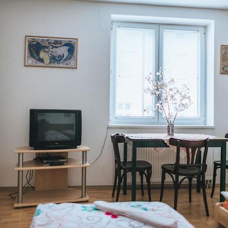 Klub U Namornika Dvůr Králové nad Labem エクステリア 写真